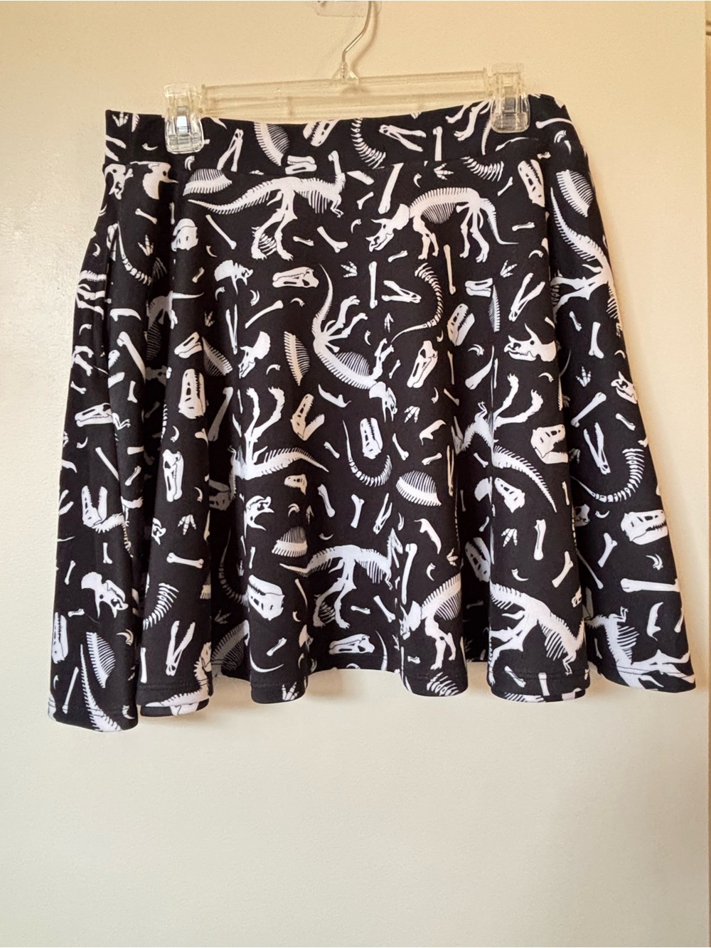 Hot Topic Black and White Dinosaur Skeleton Skater Skirt